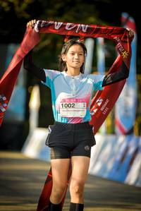 BIB: 
                            <button type="button" onclick="openModal(19565149)" class="btn btn-primary btn-sm float-right btn-popup" data-toggle="modal" data-target=".modal-high-quality">
                        <i class="fas fa-shopping-cart"></i> Add to Cart
                    </button>
                                            <button type="button" onclick="isThisMe(19565149, true)" class="btn btn-success btn-sm float-right btn-popup btn-isme hidden" data-toggle="tooltip" data-placement="bottom" title="นี่คือรูปของคุณใช่ไหม คลิกที่นี่เพื่อเอาเข้าอัลบั้ม">
                        <i class="fas fa-plus"></i> Add to album
                    </button>
                    <button type="button" onclick="isThisMe(19565149, false)" class="btn btn-warning btn-sm float-right btn-popup btn-isnotme hidden">
                        <i class="fas fa-ban"></i> Remove from album
                    </button>